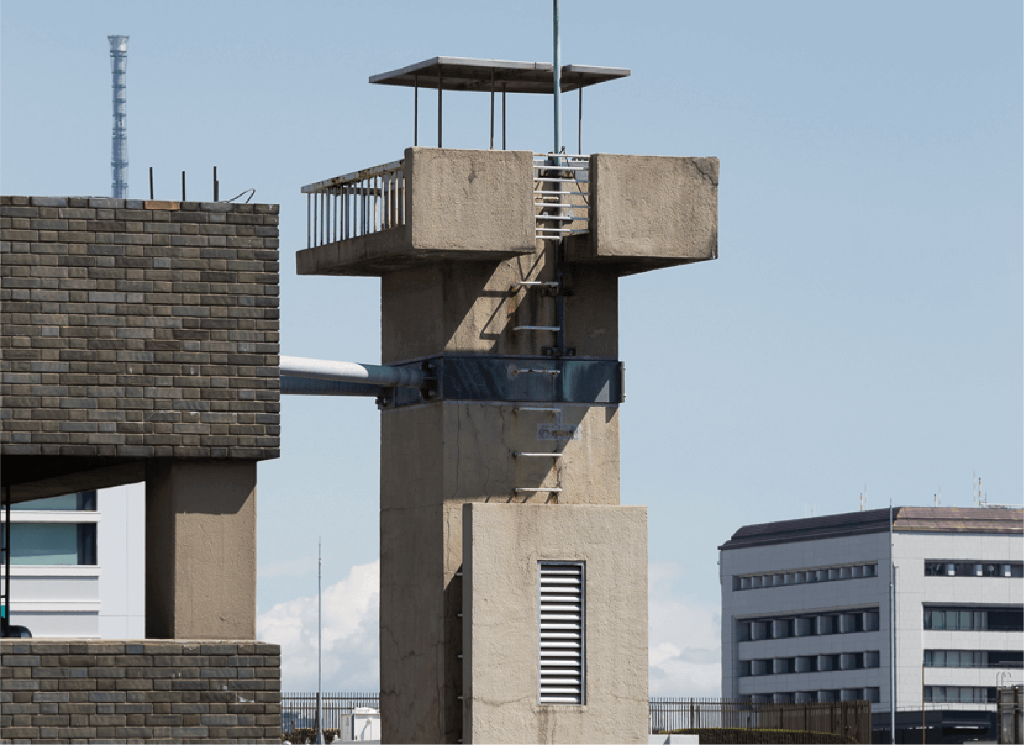 屋上の物見塔の画像